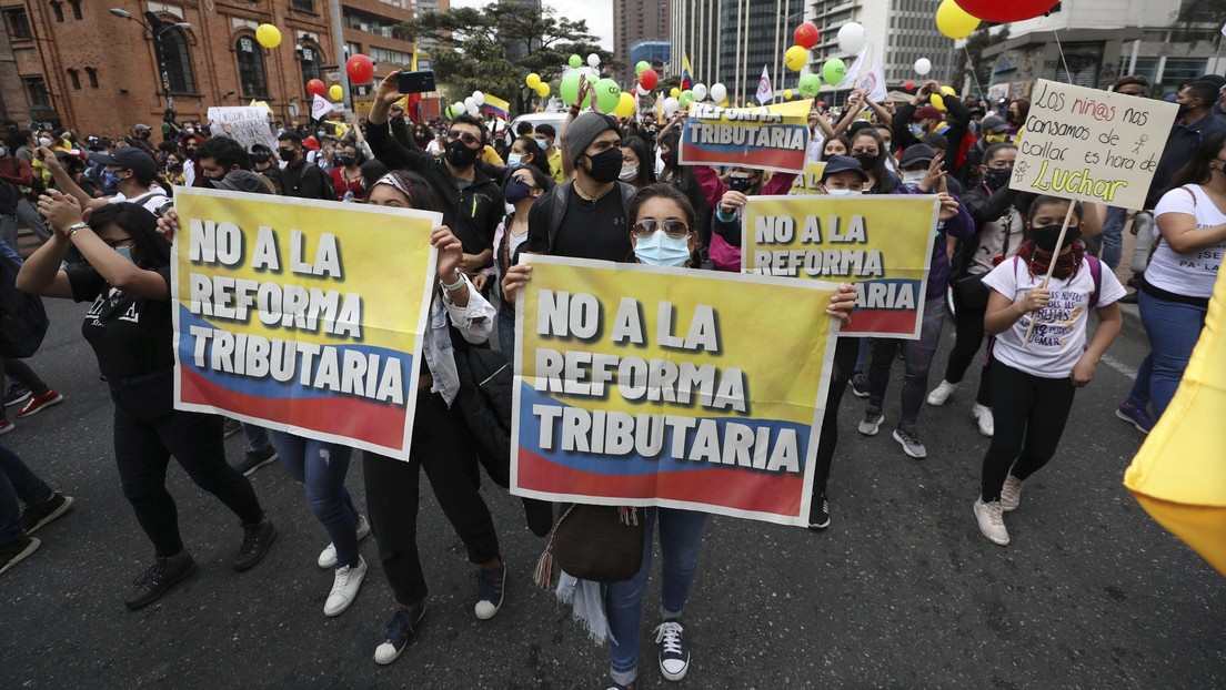 El presidente Iván Duque no retirará la reforma tributaria pese a las masivas manifestaciones en Colombia