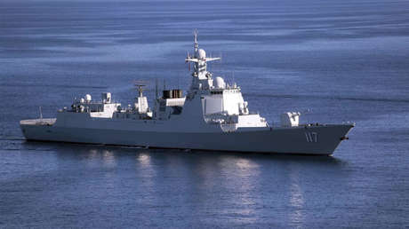 La Armada china incorpora a su cuarto destructor actualizado de tipo 052D a unos ejercicios navales