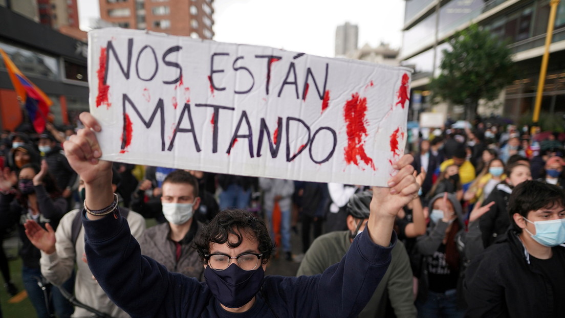 Manifestantes y agentes heridos, disturbios y saqueos en