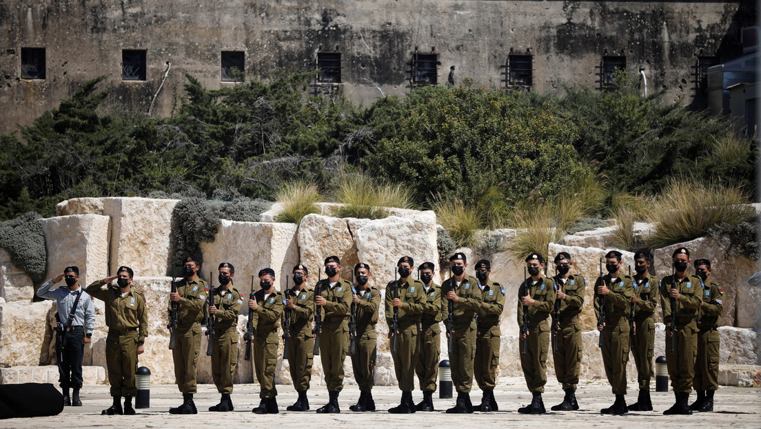 El primer ministro de Israel dice que Hamás "cruzó la línea roja" y su país  responderá con "fuerza" - RT