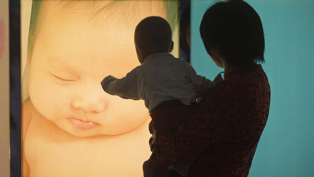 China permitirá tener tres hijos por familia al relajar las reglas de planificación familiar