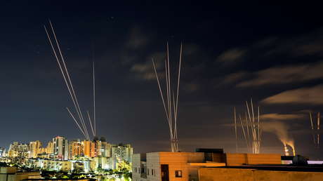 VIDEOS: Hamás lanza una nueva andanada de cohetes desde Gaza hacia el centro y sur de Israel