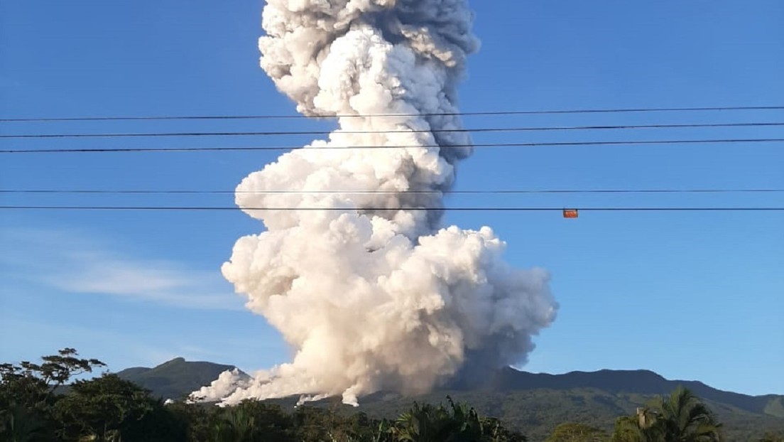 El volcán Rincón de la Vieja registra una de "las erupciones más energéticas de los últimos años" en Costa Rica (VIDEOS)