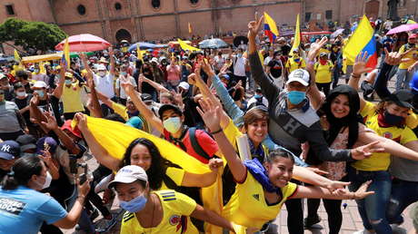 ¿Cambio de política o medida 'cosmética'? De qué trata la "transformación policial" de Duque en Colombia