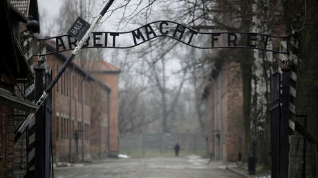Encuentran un nuevo sitio de entierro masivo cerca del campo de concentración de Auschwitz