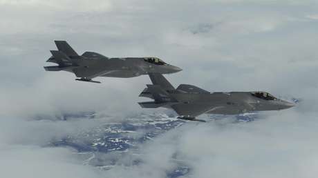 FOTOS: La Fuerza Aérea noruega muestra por primera vez sus cazas F-35 en pleno vuelo