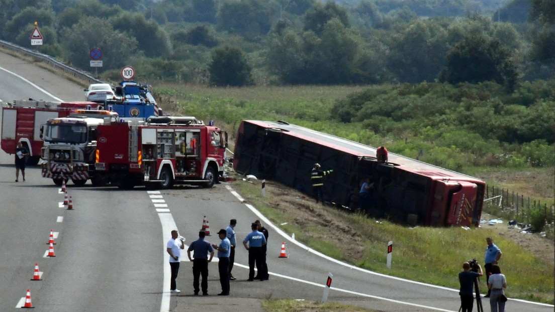 Un accidente de bus deja 10 personas muertas y decenas de heridos en Croacia