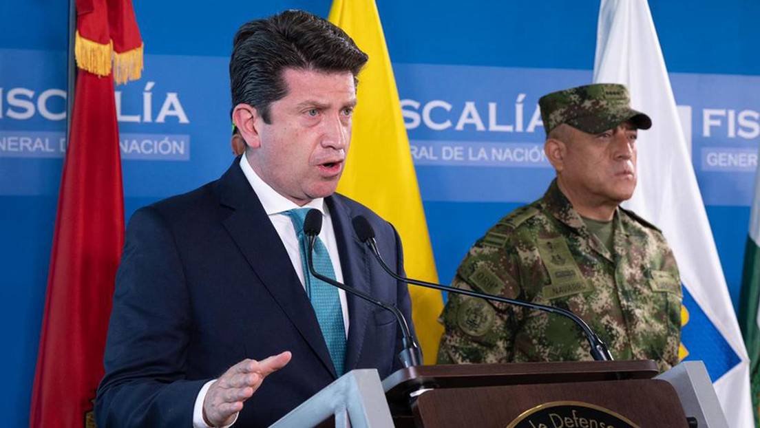 Colombia acusa a Venezuela de amparar "grupos armados ilegales"