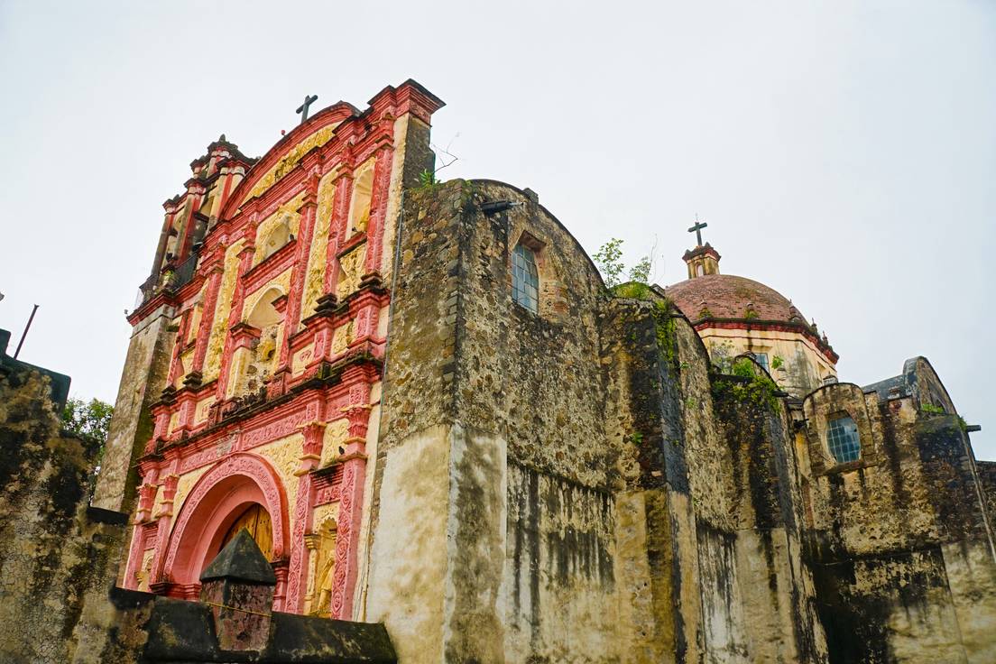El conjunto franciscano del monasterio y la catedral de Nuestra Señora de la Asunción de Tlaxcala.