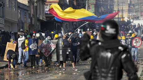 Una adolescente de 15 años denuncia por violación a un agente del Esmad en Colombia