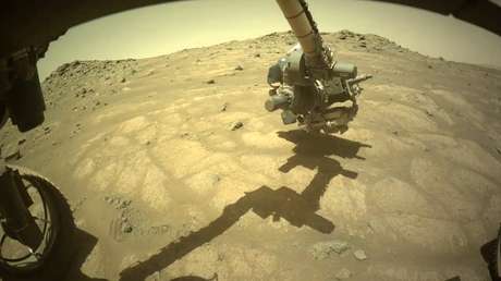 El róver Perseverance de la NASA capta una formación rocosa única en el "antiguo lecho de un lago" en Marte