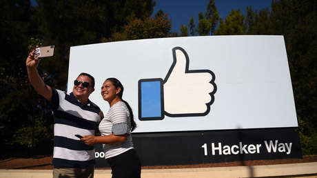 Zuckerberg planea pagar más de 1.000 millones de dólares para atraer a creadores de contenidos a Facebook e Instagram