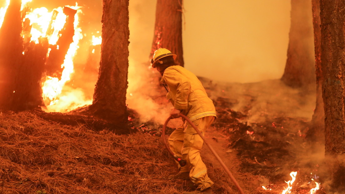 Dixie se convierte en el mayor incendio forestal activo en EE.UU. y el segundo en la historia de California (FOTOS)