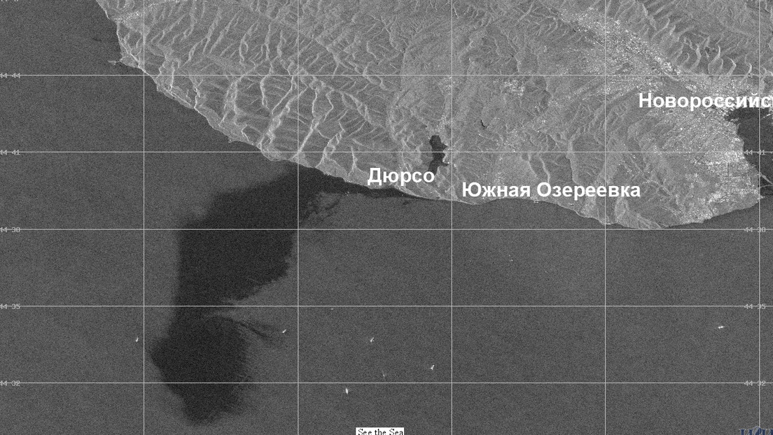 Rusia investiga un derrame de petróleo frente a la costa del mar Negro: ¿qué se sabe del incidente?