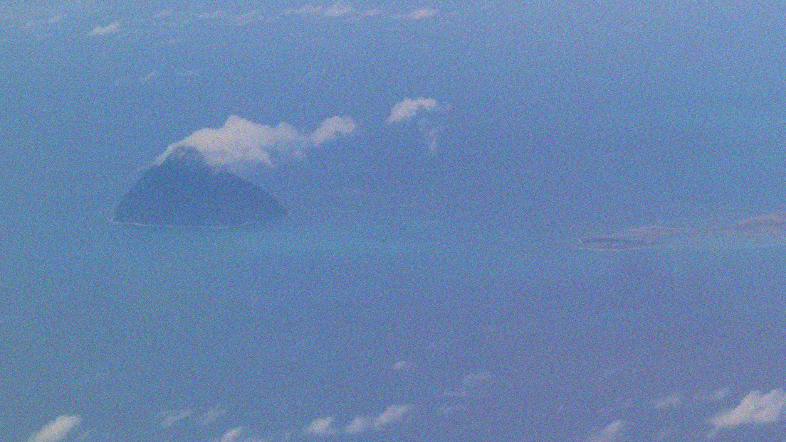 ???????L'éruption d'un volcan au Japon forme une nouvelle île