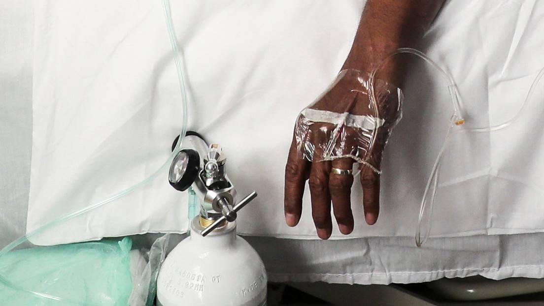 Un paciente con covid-19 en Johannesburgo, Sudáfrica, el 1 de julio de 2021.