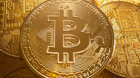 Familia que invirtió todo su patrimonio en bitcoines cuando costaba 900 dólares guarda parte de su fortuna en bóvedas secretas de 4 continentes