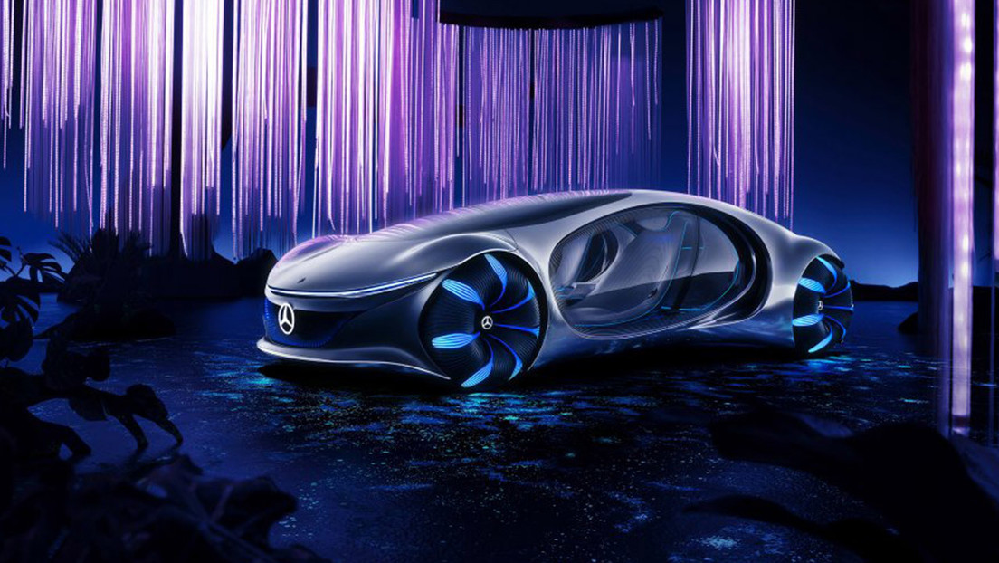 Mercedes-Benz presents a futuristic car without a steering wheel and inspired by the movie ‘Avatar’, which is driven by the mind