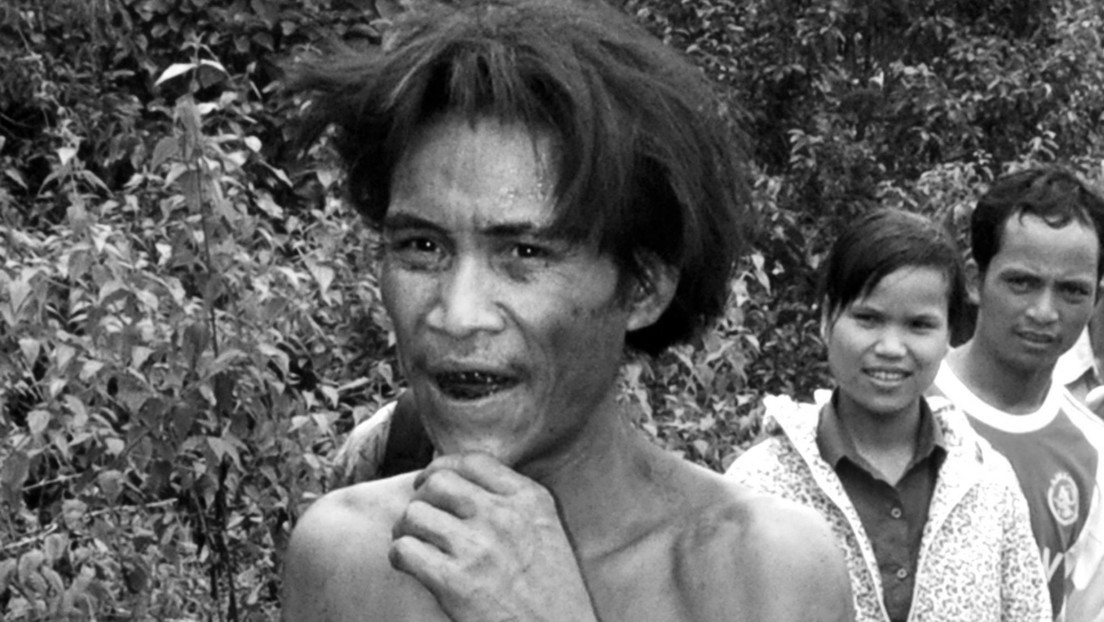El vietnamita que vivió más de 40 años en la jungla escondiéndose de EE.UU. muere de cáncer 8 años después de regresar a la civilización