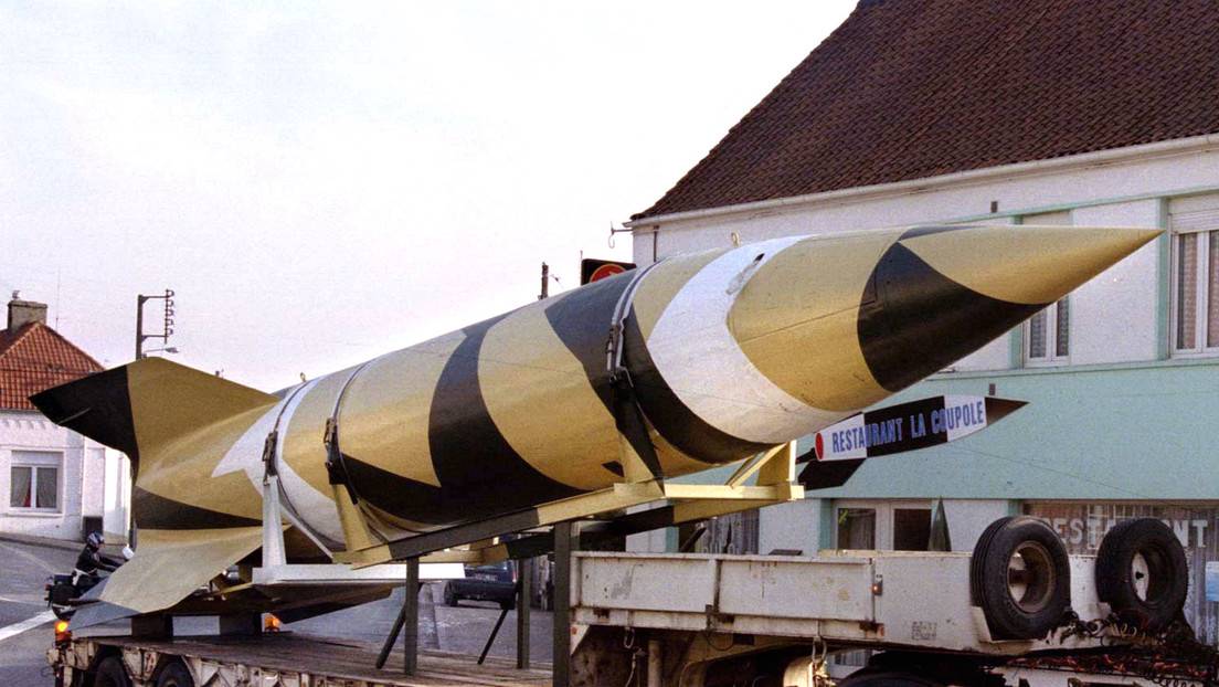 La reconstrucción del cohete V2 en Francia, el 6 de febrero de 1996.