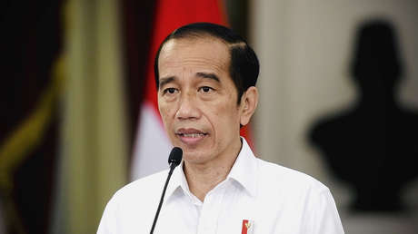 Filtran el 'pasaporte covid' del presidente de Indonesia desde una aplicación gubernamental para prevenir el coronavirus