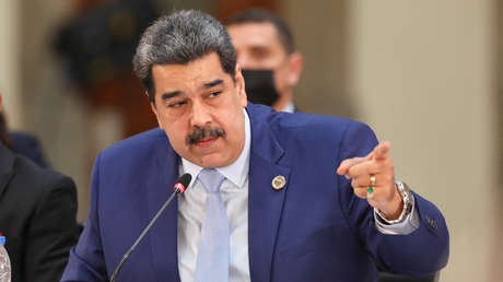 Maduro acusa a Duque de conspirar contra el diálogo en México y estar al frente de "una guerra pagada con dólares desde Colombia"