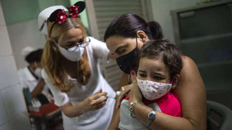 Cuba anuncia la fabricación total de las dosis necesarias para cumplir el plan de vacunación al 100%