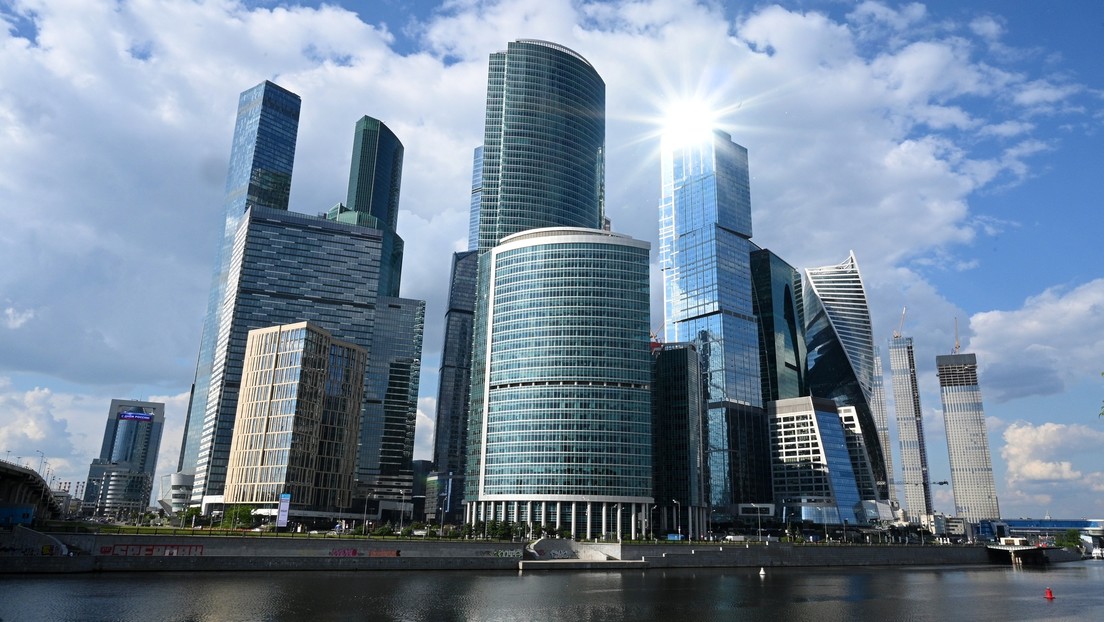 Bloomberg: Rusia se ha convertido en el destino de inversión más atractivo del mercado en medio de la crisis energética
