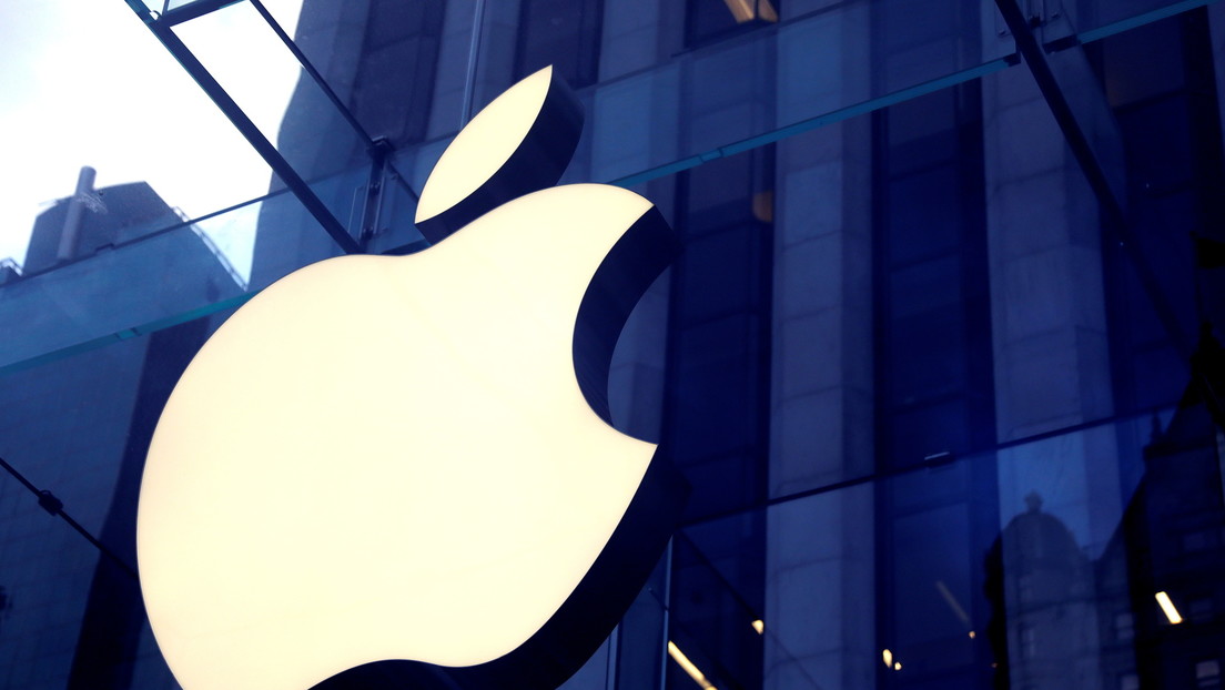 Apple fires another employee who criticized poor workplace practices