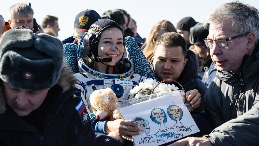 "Todo estuvo al límite de la capacidad humana": El equipo de rodaje ruso explica cómo filmaron la primera película en órbita