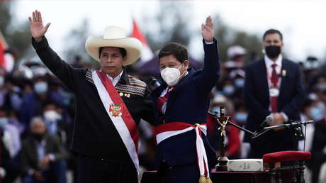 Tensión política en Perú: la jefa de ministros pide en el Congreso el voto de confianza al segundo gabinete que Castillo presenta en menos de 100 días - RT