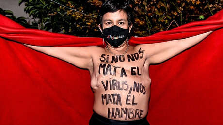"Soy Alejandra Pérez Espina, sobreviviente de cáncer de mama": El impactante discurso de una constituyente chilena con el torso descubierto