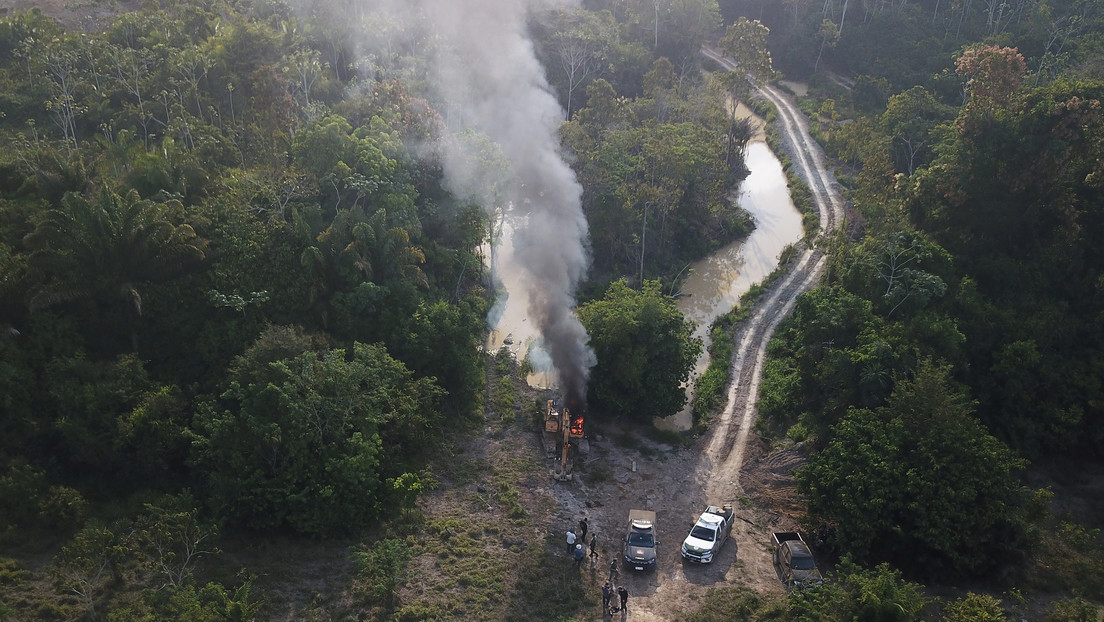 Dos indígenas en aislamiento voluntario mueren a tiros por disparos de mineros ilegales en Brasil