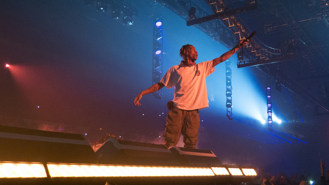 Video: Rapper Travis Scott’s reaction to people losing consciousness during a crowd at the AstroWorld event