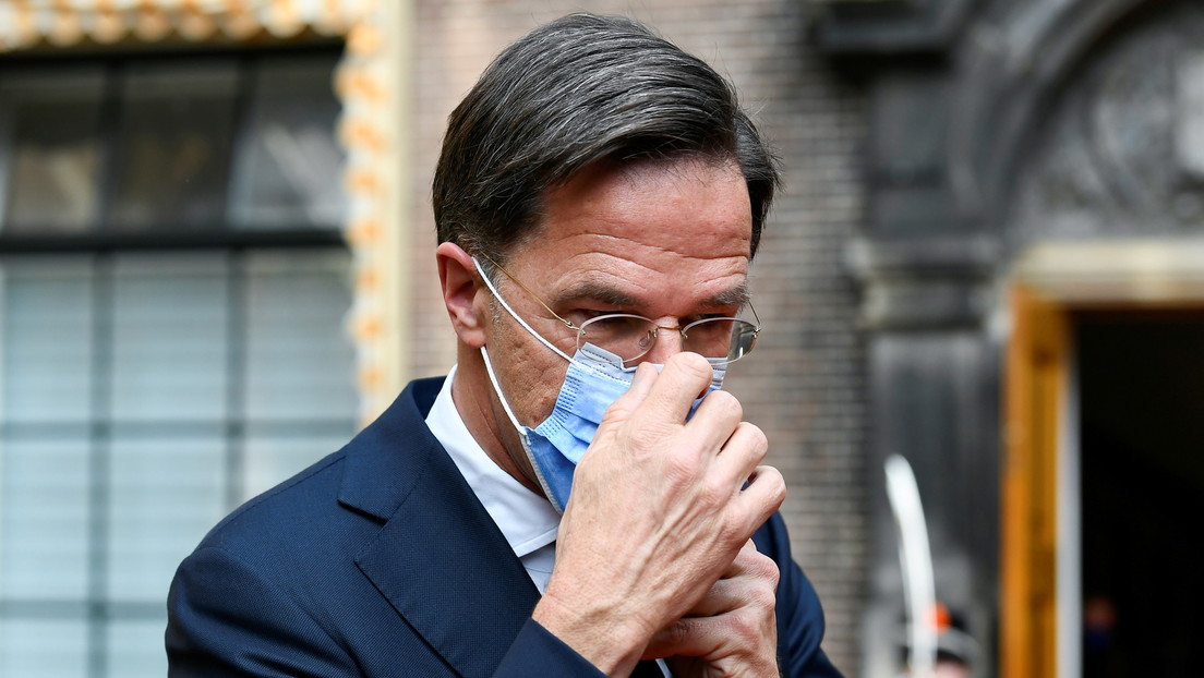 Perdana Menteri Belanda membuat para demonstran memenuhi syarat terhadap langkah-langkah untuk memerangi virus Corona "idiot"