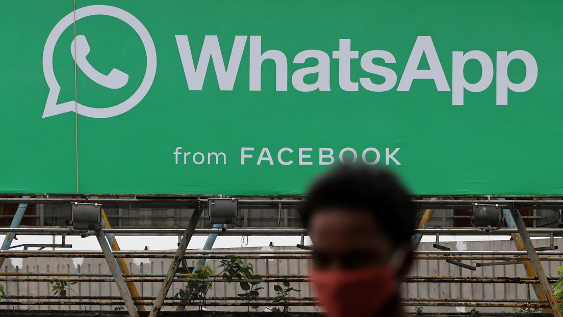 According to the leaked document, FBI can access WhatsApp users' personal data and iMessage chats in real time.