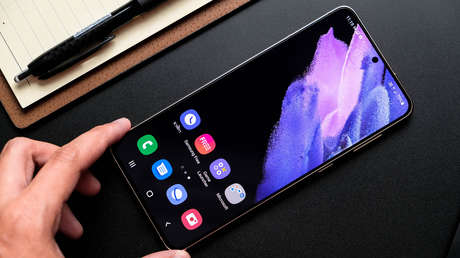 ‘Hackean’ dos veces un teléfono Samsung Galaxy S21 y descubren decenas de vulnerabilidades en otros dispositivos