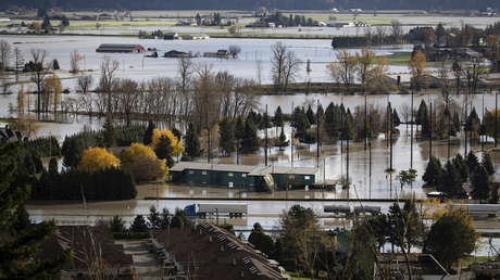 «Un desastre que ocurre una vez en 500 años»: históricas inundaciones arrasan una provincia de Canadá (FOTOS)