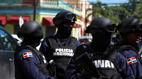 El director de la Policía dominicana se disculpa tras la polémica por afirmar que tendría "mucho cuidado" de reclutar a hijos de madres solteras