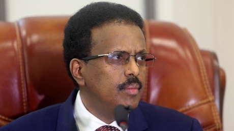 El presidente de Somalia renuncia a dos meses de sueldo para ayudar en la lucha contra la crisis por sequía que atraviesa el país