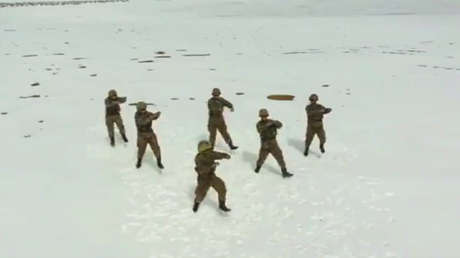 VIDEO: Chinese soldiers dance at 5,200 meters of altitude