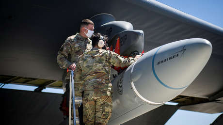 Washington y Pekín se encuentran en «una carrera de armas hipersónicas», declara el secretario de la Fuerza Aérea de EE.UU.