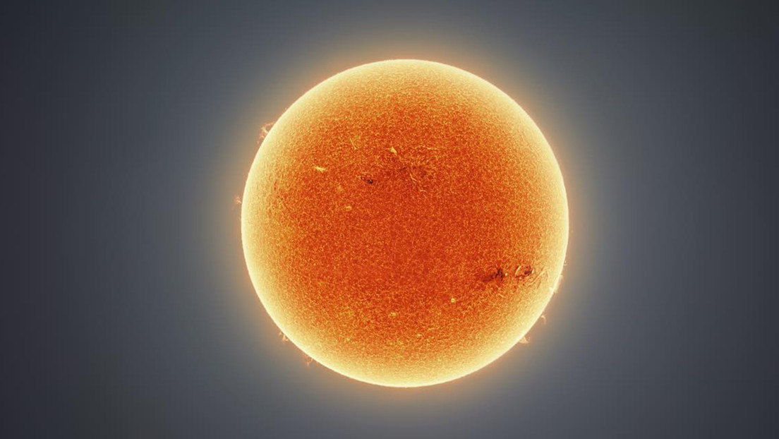 Remolinos y plumas en la superficie del Sol: astrofotógrafo revela una imagen "con increíble detalle" de nuestra estrella