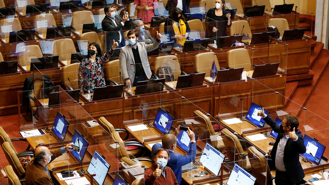 El Senado de Chile aprueba el matrimonio igualitario y la ley pasa a la Cámara de Diputados para su sanción definitiva