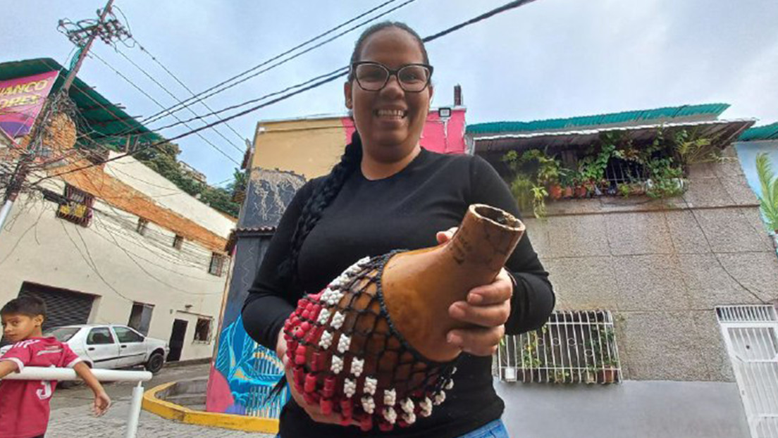 El instrumento africano que se hace con una calabaza y que en un barrio popular de Caracas quieren rescatar