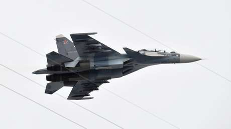 Dos cazas rusos escoltan a aviones de reconocimiento de EE.UU. sobre el mar Negro