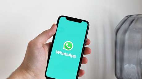 «No es necesario que todos los mensajes permanezcan ahí para siempre»: Zuckerberg introduce una nueva función en WhatsApp