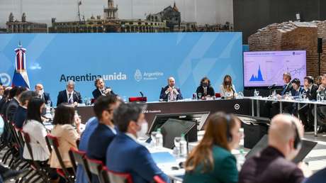 Argentina y Rusia ampliarán la cooperación en agroindustria, minería y ciencia tras un «histórico» encuentro bilateral