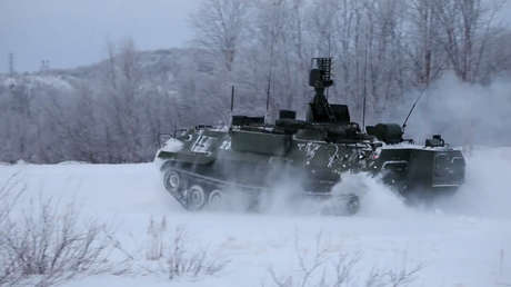 VIDEO: La infantería motorizada de la Flota del Norte rusa recibe centros de coordinación de medios antiaéreos
