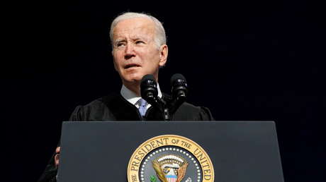 VIDEO: Biden vuelve a llamar «presidenta» a Kamala Harris durante un discurso